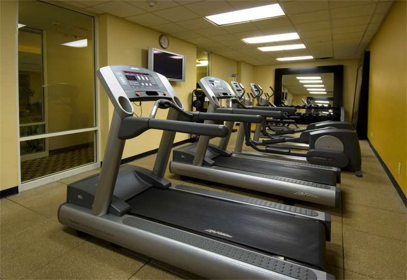 Embassy Suites By Hilton Atlanta Airport College Park Facilidades foto